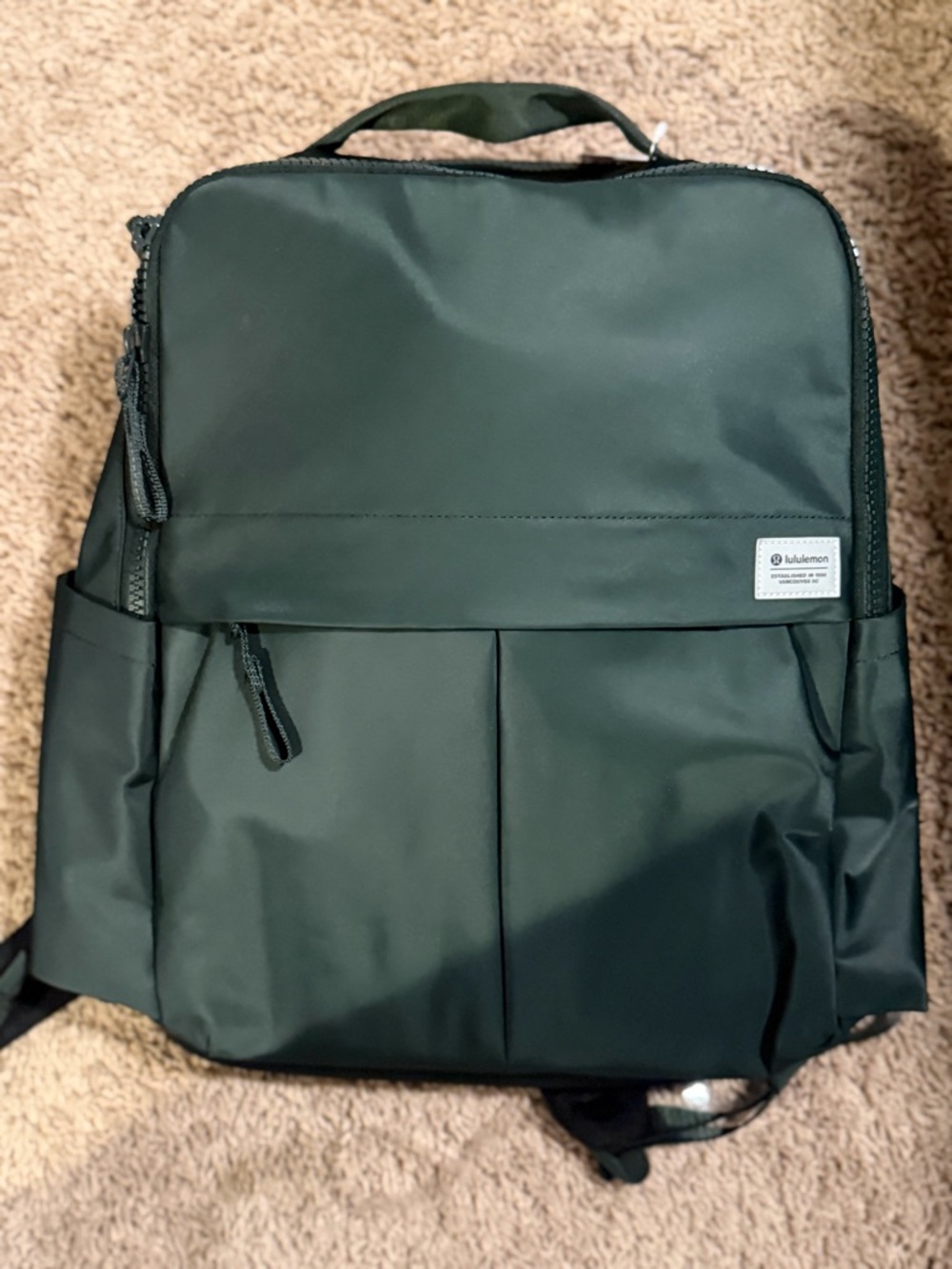 NWT Lululemon Athletica Women's Dark Green Everyday Backpack 21L - Picture 6 of 9